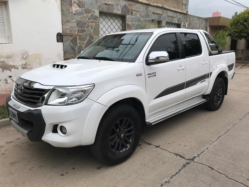 Toyota Hilux 3.0 Cd Srv Limited 171cv 4x4 5at 2015