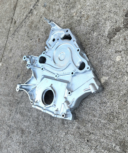 Tapa Distribución Motor Chrysler 300c Original Como Nueva (Usado)