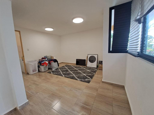 Imagen 2 de 14 de Venta De Casa Amueblada Y Equipada En Pensiones