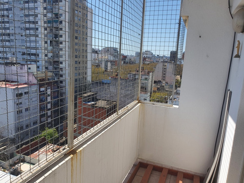 Departamento 2 Ambientes En Flores Con Renta