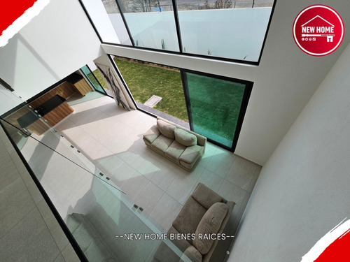 Casas En Venta En Metepec Cerca Del Parque Bicentenario Con 4 O 5 Recamaras