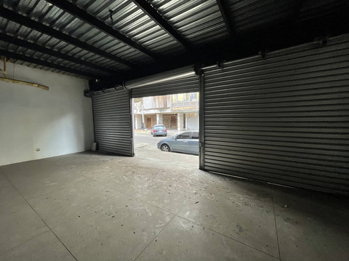 Imagen 4 de 10 de Local En Casco Central Cod:142116 Marimer 04124382769
