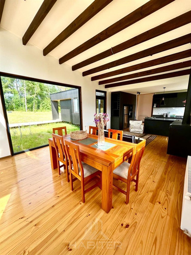 Moderna Casa En Pucón, Condominio Loncotraro. 3d+3b