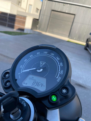 Imagen 7 de 14 de Triumph Street Twin