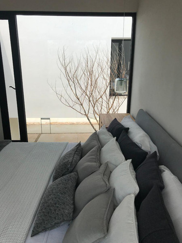 Casa En Venta Merida, Cholul En Privada, Modelo 220, A 4 Meses.