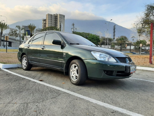 Imagen 4 de 8 de Mitsubishi Lancer Glx 1.6 Cvt