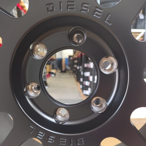 Roda Diesel Off Road Aro 18 Tala 9 - 6x139.7 Offset 0 Cor Preto
