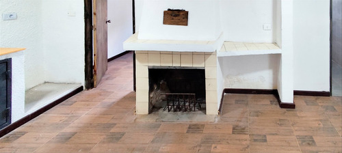 Apto De 1 Dormitorio Con Amplio Terreno En Colonia Nicolich