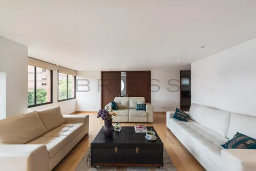 Apartamento En Arriendo En Los Rosales. Cod A1602