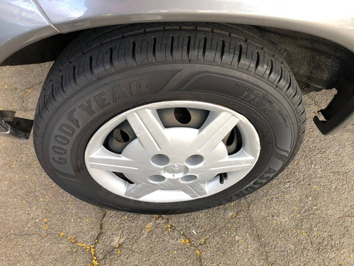 Imagem 11 de 11 de Chevrolet Classic 1.0 Mpfi Ls 8v Flex 4p Manual