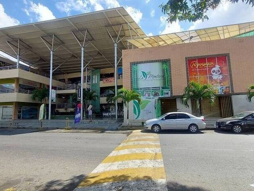 Venta De Local Comercial, Cc Brisas Del Valle, El Remanso Rp