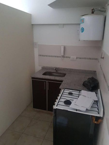 Imagen 2 de 13 de Departamento 2 Ambientes Con Balcon