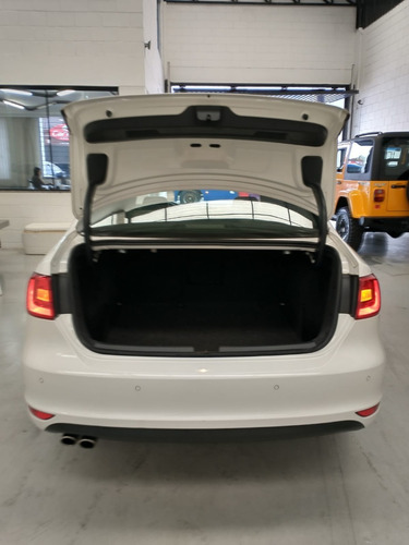 Imagem 12 de 13 de Volkswagem Jetta