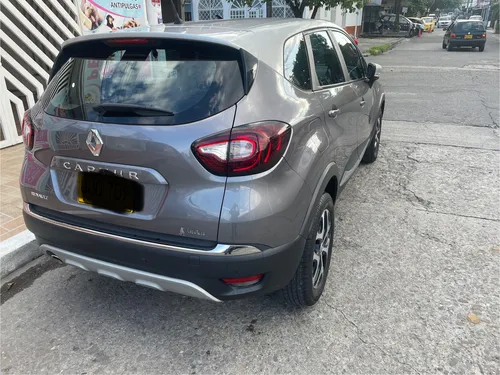 Renault Captur 2.0 Bose Automática