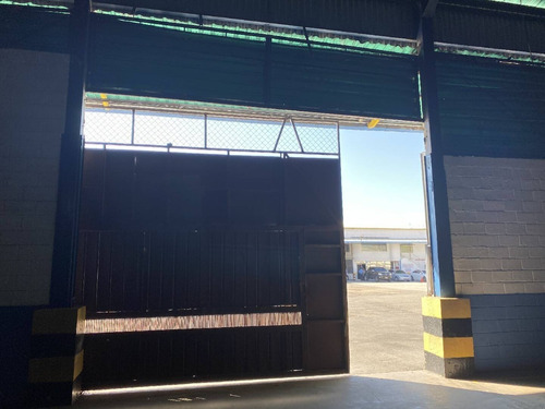 Imagen 3 de 14 de 133038 Alquilo Impecable Galpón Zona Industrial Castillito San Diego - Carmen María González 0412.4359728