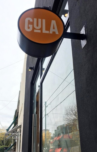 Carteles Salientes Y Corpóreos Con Iluminación Led - Diseños