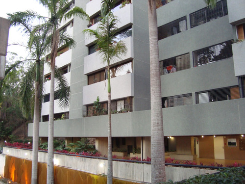 Se Vende Apartamento 110m2 2h/2b/1p Los Naranjos 5827