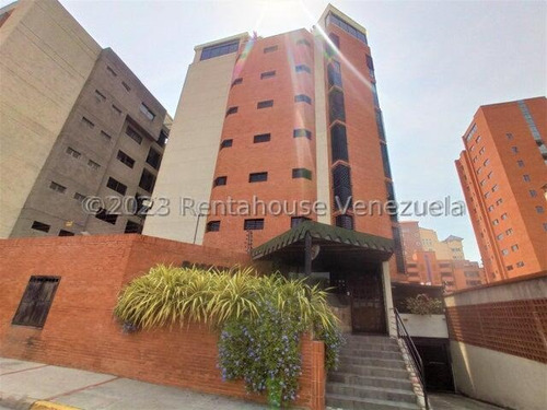 Apartamento En Venta En El Bosque  Maracay Aragua 23-32541 Yb