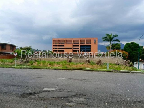 Ana Torres. Terreno En Venta 258843 En Sorocaima