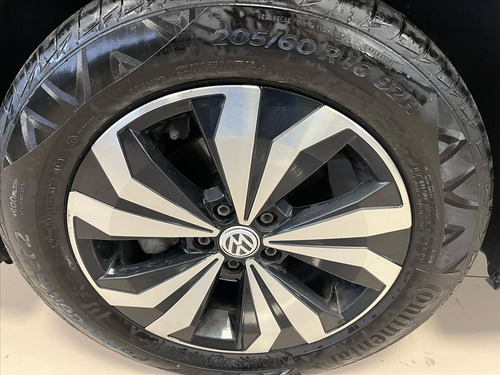 Volkswagen T-Cross 1.0 200 TSI TOTAL FLEX SENSE AUTOMÁTICO