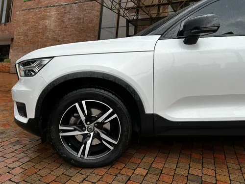 Volvo XC40 T4 R-Desing
