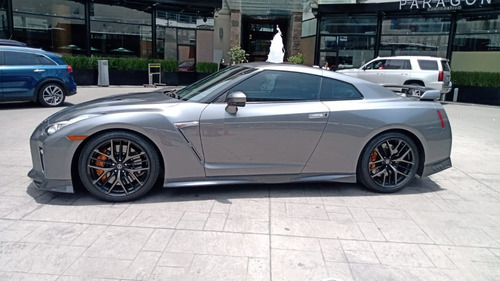 Nissan Gtr 2018 Gris