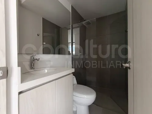 Apartamento En Arriendo Los Colores 472-7070