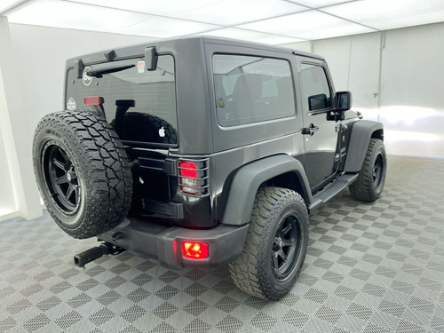 Imagen 9 de 25 de Jeep Wrangler Sport 3.6