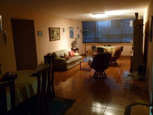 Vendo Apartamento En Los Palos Grandes.