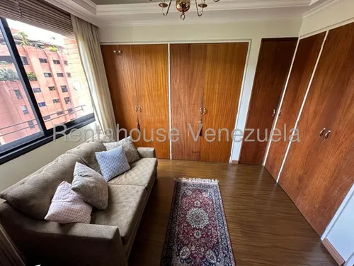 Venta De Penthouse Los Samanes