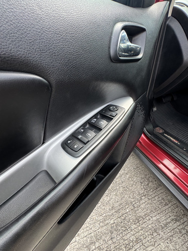 Dodge Journey 2.4 5 Puestos 2.4 Modelo 2011