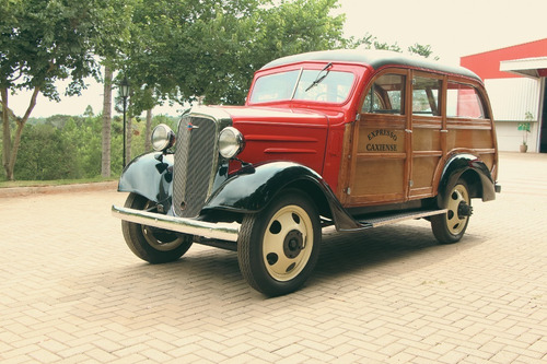 1936 Chevrolet Jardineira