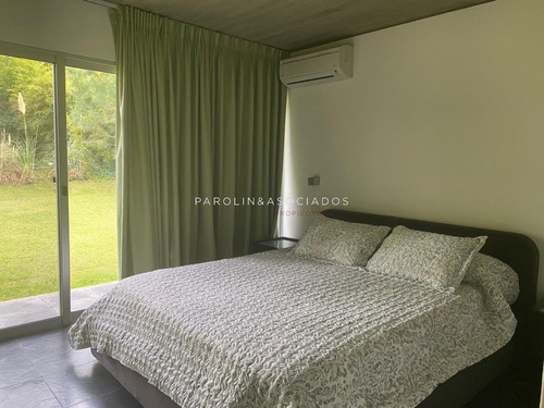 Moderna Casa En San Rafael - Ref: 2869