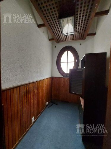 Imagen 8 de 17 de Oficina En Venta - Tribunales Con Un Encanto Diferente