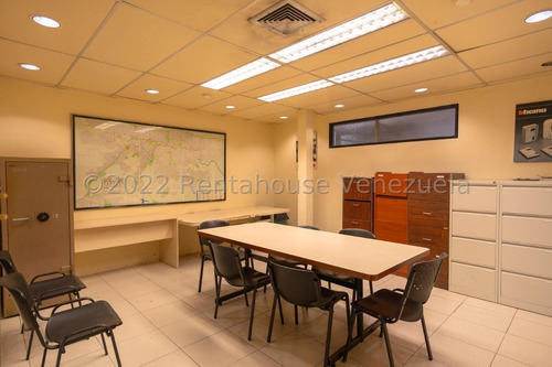 Imagen 19 de 21 de Lmgc Vende Galpon De 4400 Mtrs Techados En Boleita Norte