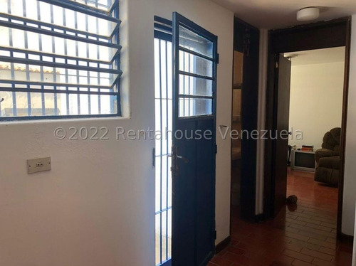Imagen 18 de 30 de Gustavo Zavala Rentahouse 22-21599