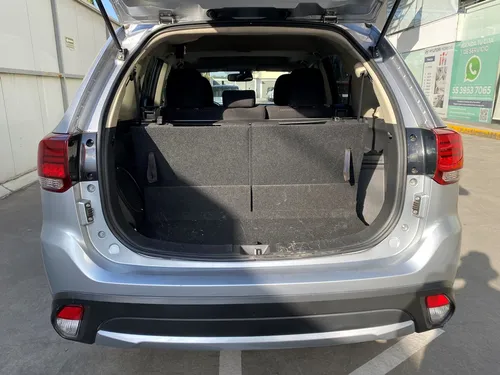 Mitsubishi Outlander 2.4 Se Cvt