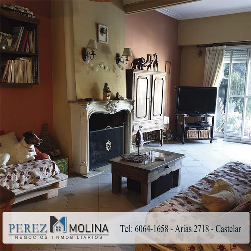 Venta De Chalet De 5 Ambientes En Castelar Sur