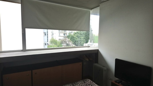 Imagen 6 de 7 de Quesada Y Montañeses - Amplio Y Luminoso Semi Piso Moderno De 2 Ambientes * Con Gran Balcón