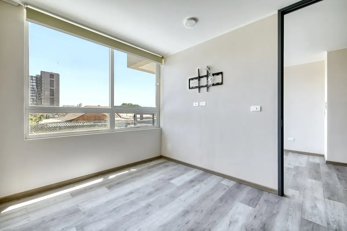 Imagen 4 de 30 de Edificio Conecta Despouy Vista Sur Piso 3