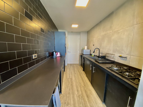 Excelente Conectividad, Parrilla Interior, 2d+servicio