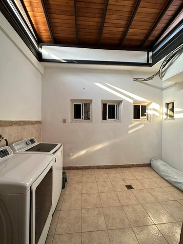 Solo Clientes Venta De Impecable Casa En Trigal Norte Valencia Calle Cerrada