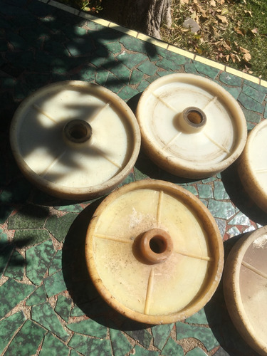 Lote De 9 Ruedas Para Carro Usadas, 24,5cm Diámetro (Usado)