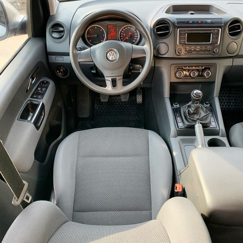 Vw Amarok D/c 2.0 Tdi Trendline M/t 4x4 Año 2014 Impecable!