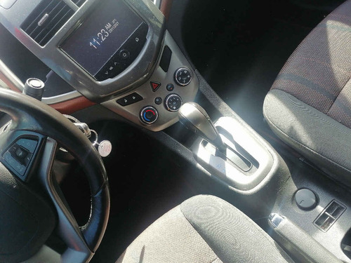 Imagen 15 de 15 de Chevrolet Sonic 2016 4p Ltz L4/1.6 Aut
