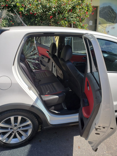 Volkswagen Fox 2015 1.6 16v Msi Pepper Total Flex 5p