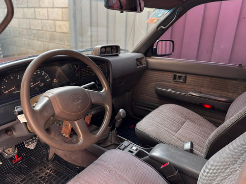 Toyota 4Runner 2.8 L D