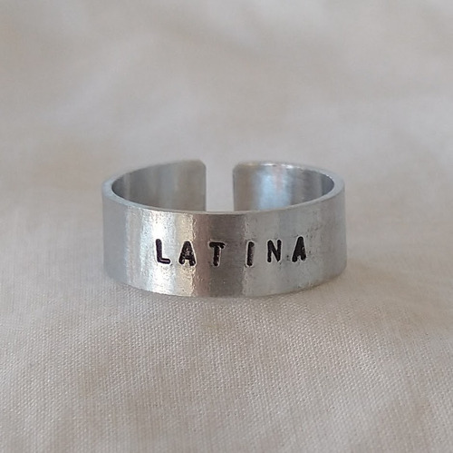 Anel Ajustável Latina Poetnico