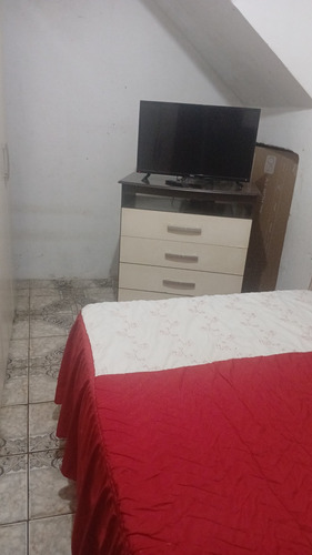Aluga Se Um Quarto Mobiliado Com Água Luz E Internet Em Crus