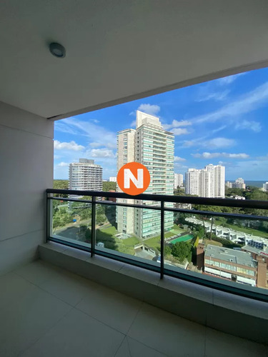 En Venta Apartamento De 2 Dormitorios, Roosevelt
